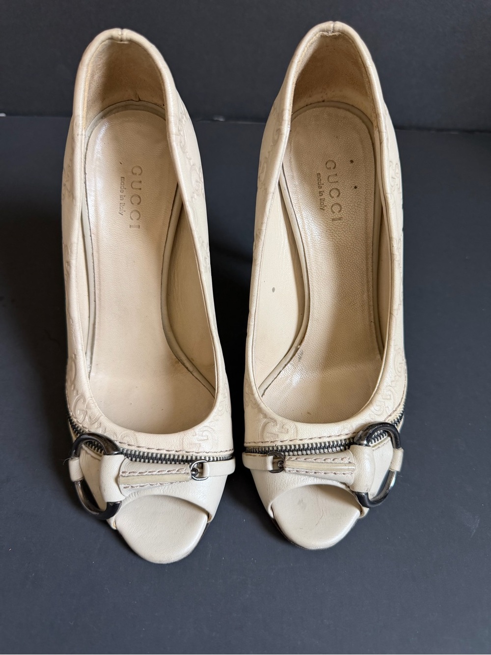 Gucci Cream Leather Peep-Toe Heels with Zipper Detail